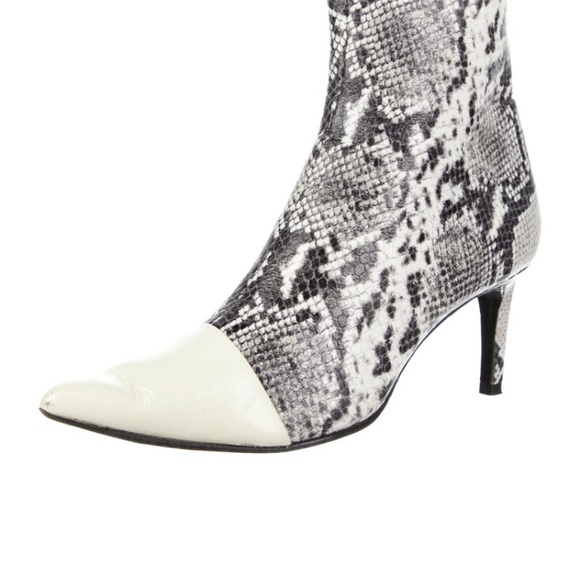 ***Sold****Rag & Bone Leather Beha Ankle Booties - So unique!! - Picture 4 of 13